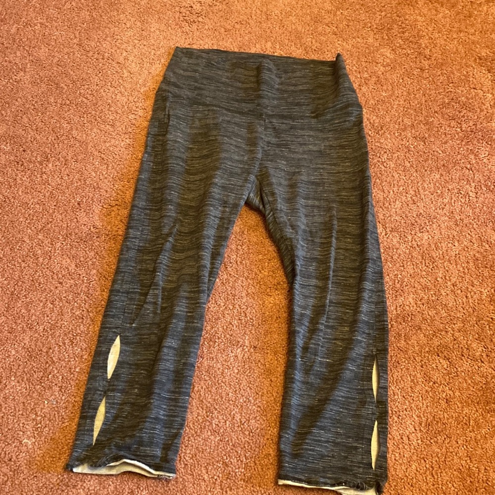 Grey capris leggings, size:Large, aerie